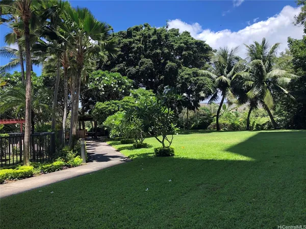 $1,850 | 5333 Likini Street, Unit 2101, Honolulu, HI 96818