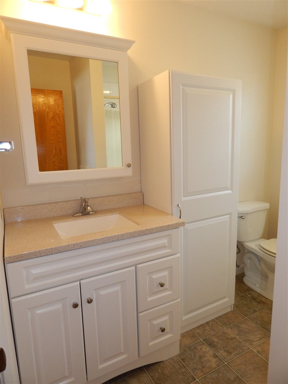 89 Winnacunnet Road, Unit 3 Hampton, NH 03842 - Photo 14 of 21 Gallery Image 14