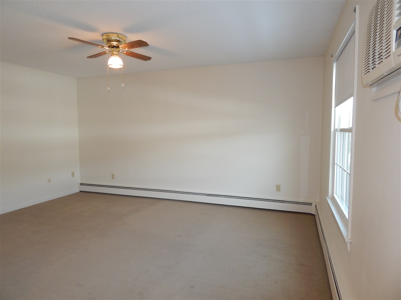 89 Winnacunnet Road, Unit 3 Hampton, NH 03842 - Photo 10 of 21 Gallery Image 10