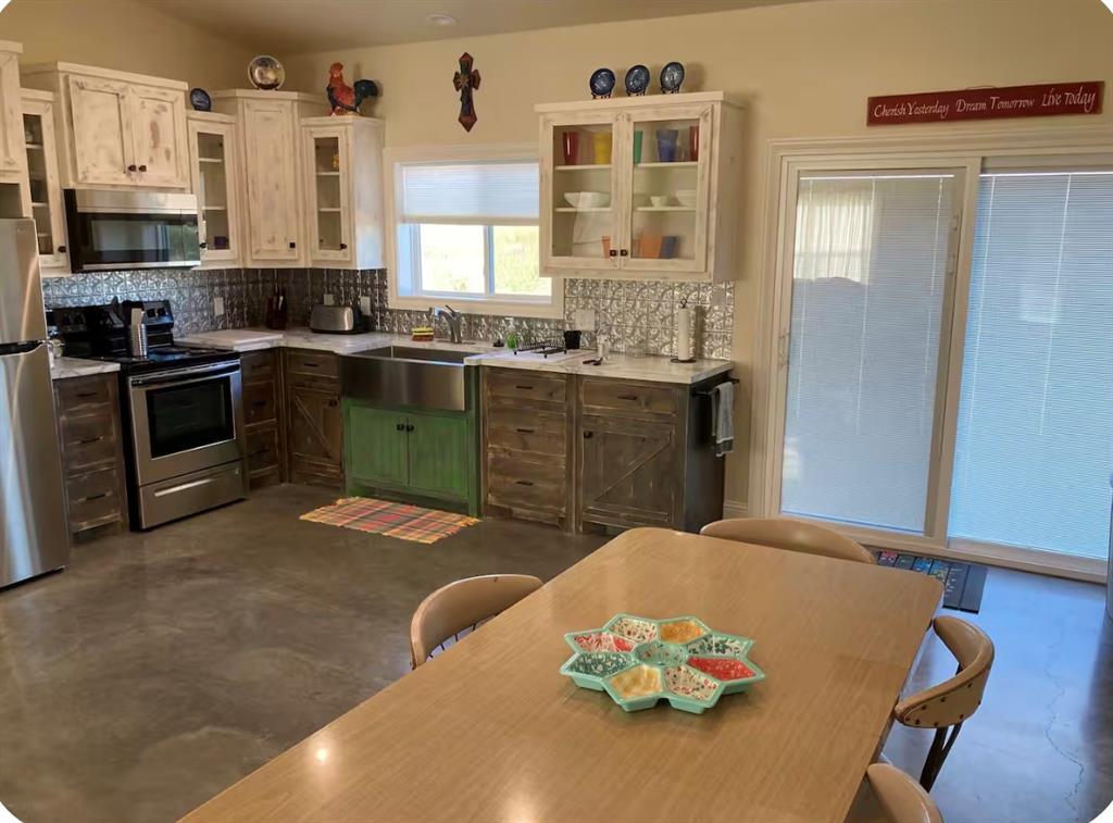 7565 Fm 3116 Anson, TX 79501 - Photo 5 of 15 Kitchen