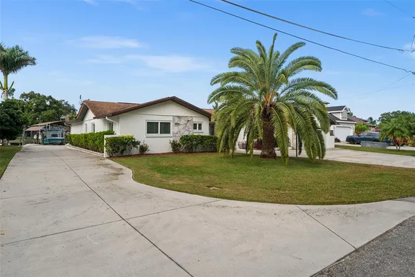 $1,575,000 | 2129 West Tobago Circle, Fort Myers, FL 33905