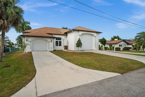 $1,575,000 | 2129 West Tobago Circle, Fort Myers, FL 33905