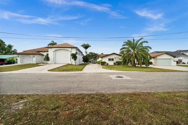 $1,575,000 | 2129 West Tobago Circle, Fort Myers, FL 33905