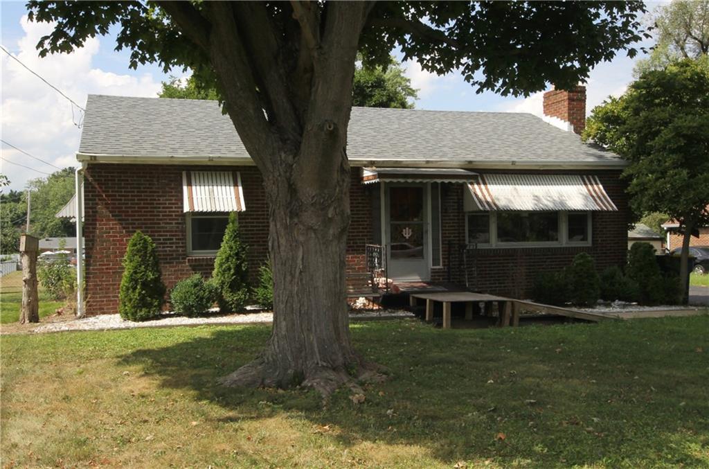 3622 Mann Road Indianapolis, IN 46221 - Photo 1 of 16 Gallery Image 1