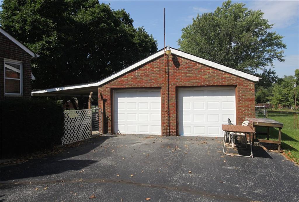 3622 Mann Road Indianapolis, IN 46221 - Photo 6 of 16 Gallery Image 6