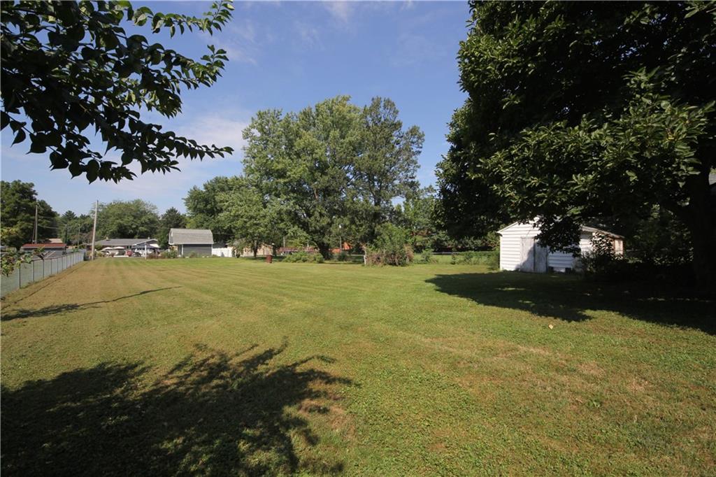 3622 Mann Road Indianapolis, IN 46221 - Photo 7 of 16 Gallery Image 7