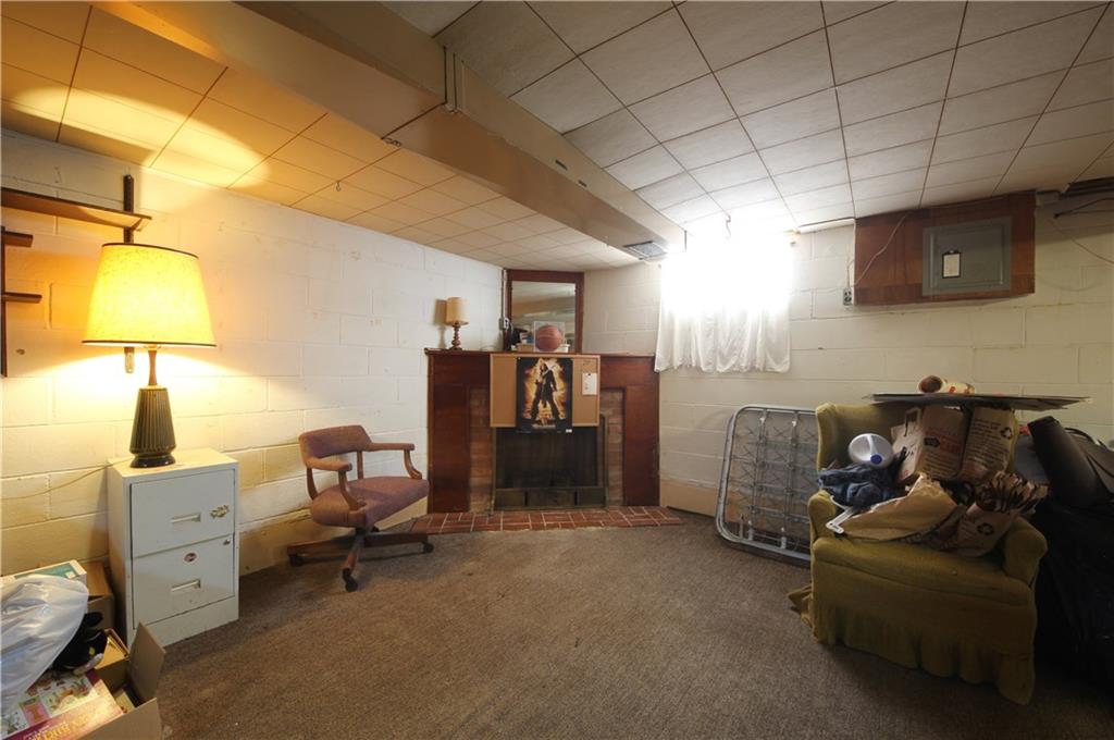 3622 Mann Road Indianapolis, IN 46221 - Photo 9 of 16 Gallery Image 9