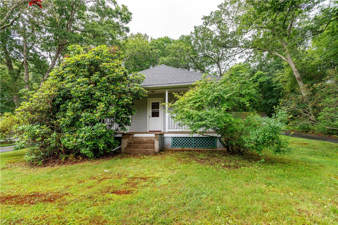 3442 Flat River Road Coventry, RI 02816 - Photo 2 of 38