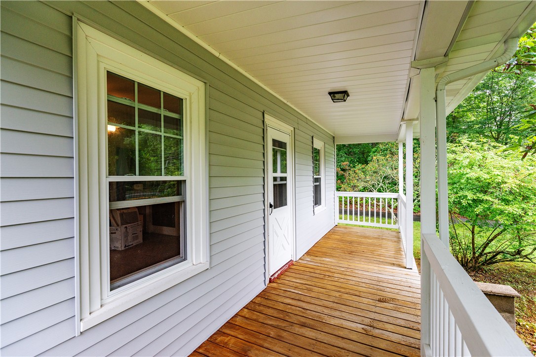 3442 Flat River Road Coventry, RI 02816 - Photo 5 of 38