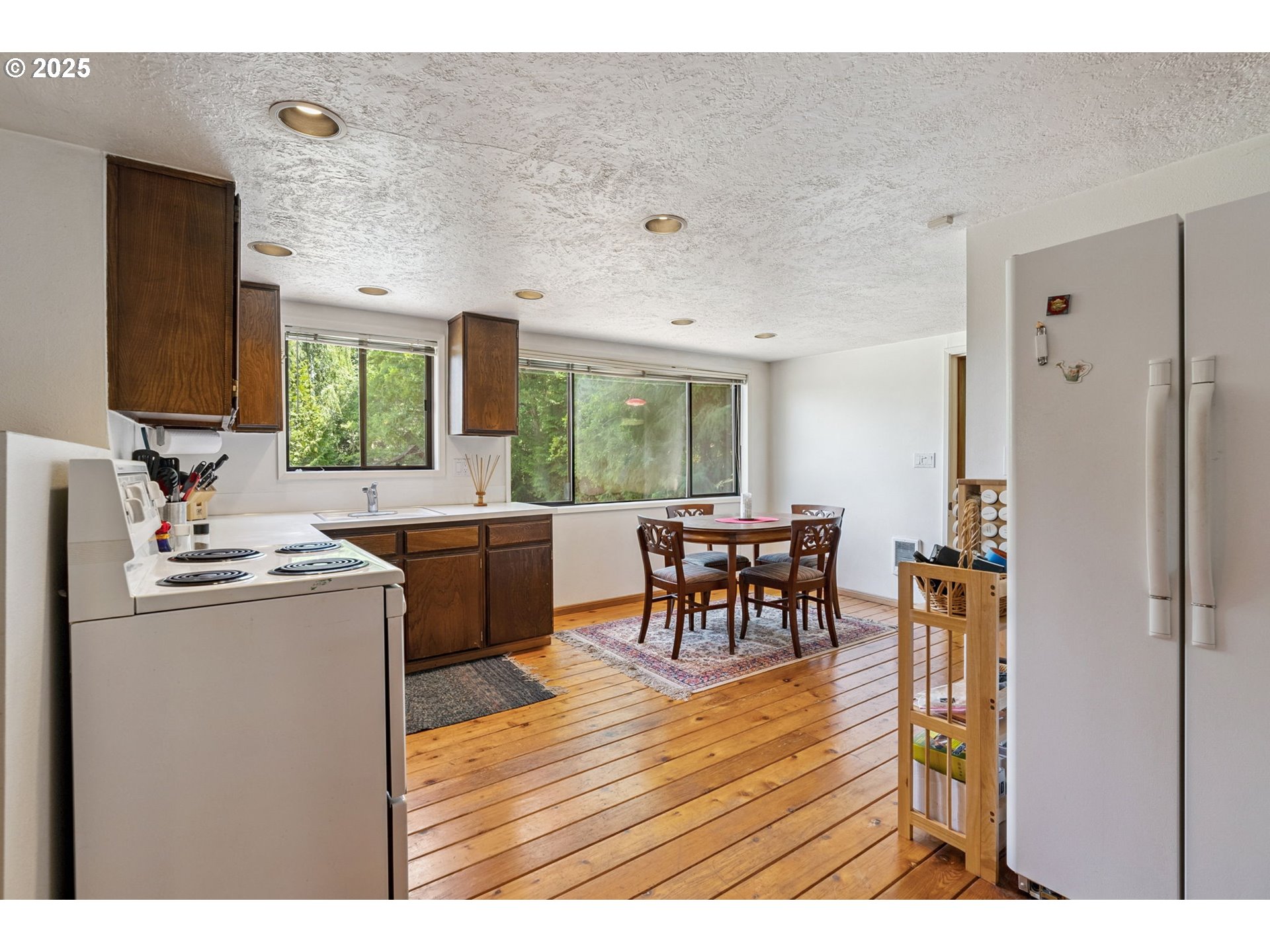 1910 Proctor Road Mosier, OR 97040 - Photo 16 of 43