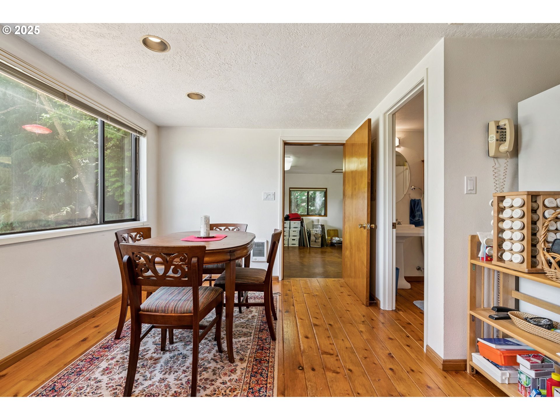 1910 Proctor Road Mosier, OR 97040 - Photo 18 of 43 Kitchen