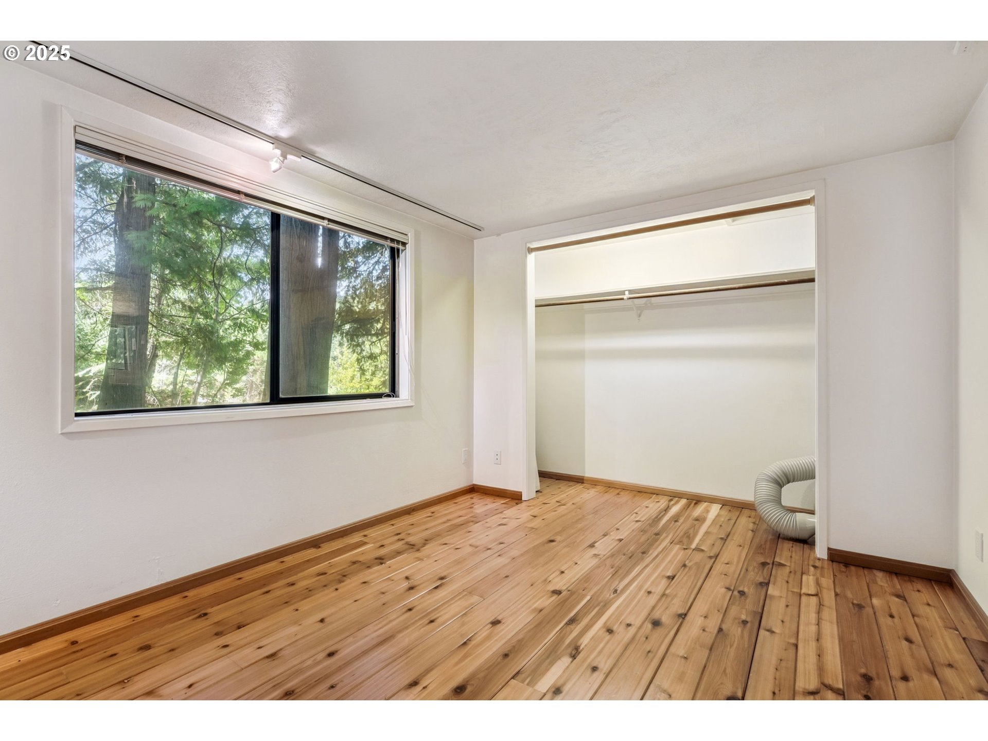 1910 Proctor Road Mosier, OR 97040 - Photo 28 of 43