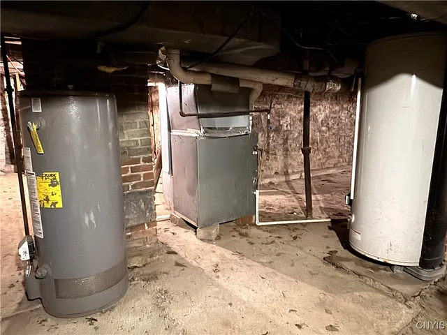 $159,900 | 612 Henry Street, Utica, NY 13502