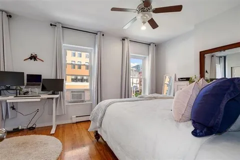 $2,950 | 259 Grove Street, Unit 2, Jersey City, NJ 07302