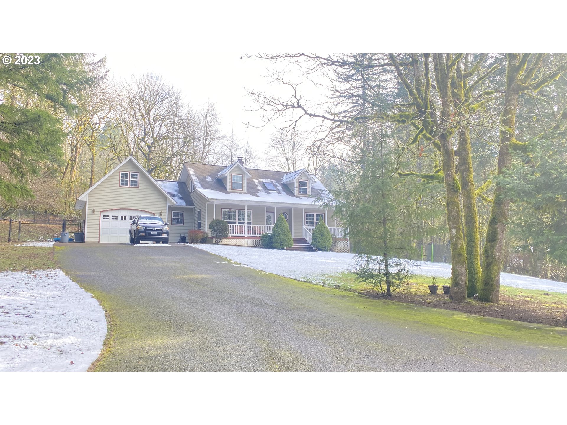 a black and white photo of a house