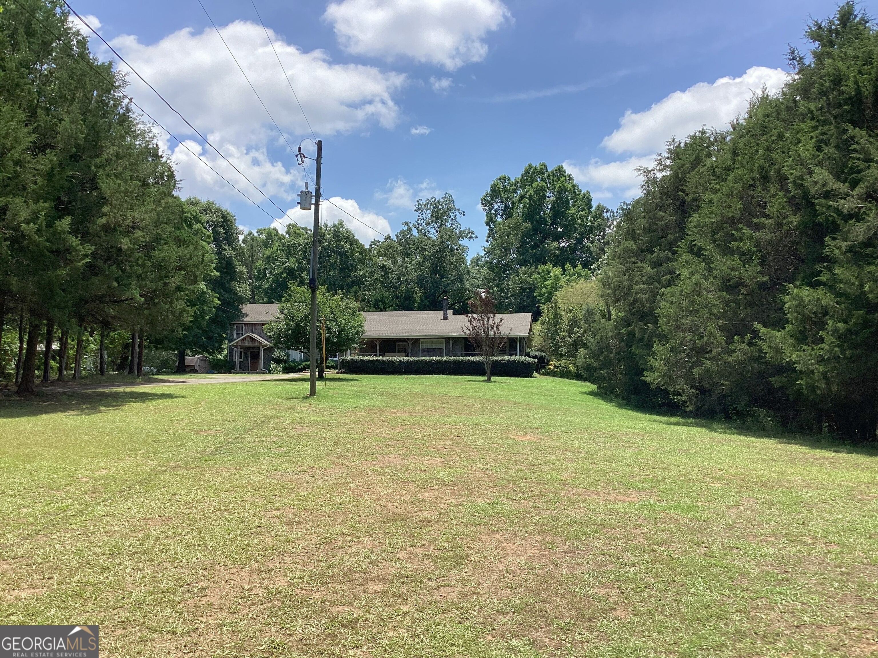 220 Ennis Road Barnesville, GA 30204 - Photo 10 of 20