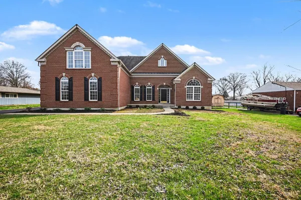 $649,900 | 745 Compton Road, Cincinnati, OH 45231