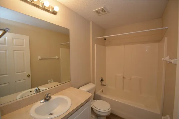 $2,500 | 20 Wheeler Lane, Palm Coast, FL 32164