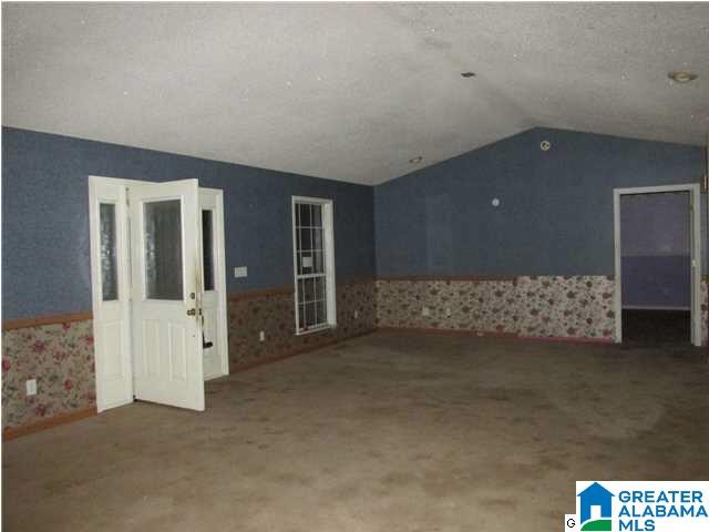 1750 Whites Chapel Road Gadsden, AL 35901 - Photo 4 of 17