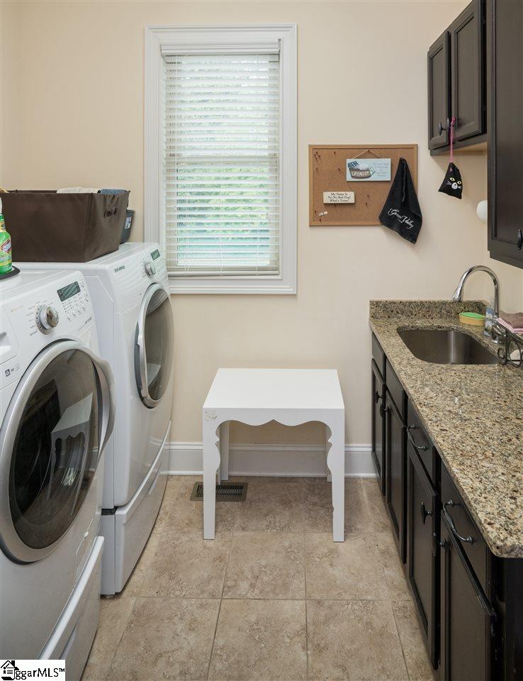 19 West Round Hill Road Greenville, SC 29617 - Photo 16 of 36 Gallery Image 16