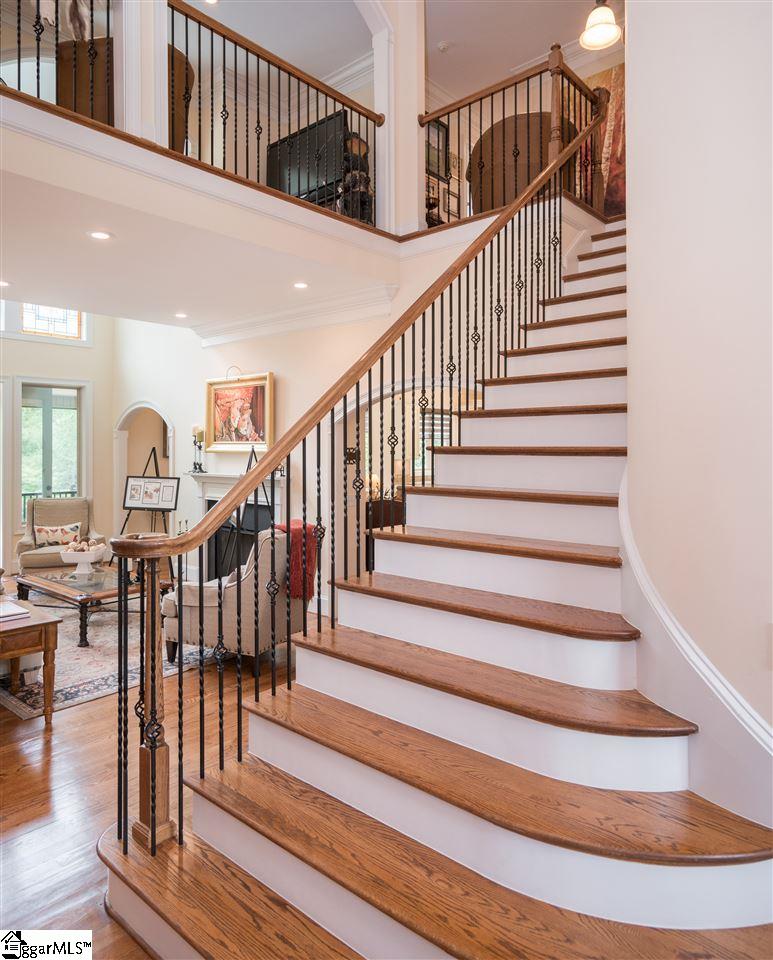 19 West Round Hill Road Greenville, SC 29617 - Photo 17 of 36 Gallery Image 17