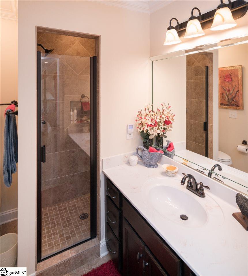 19 West Round Hill Road Greenville, SC 29617 - Photo 24 of 36 Gallery Image 24