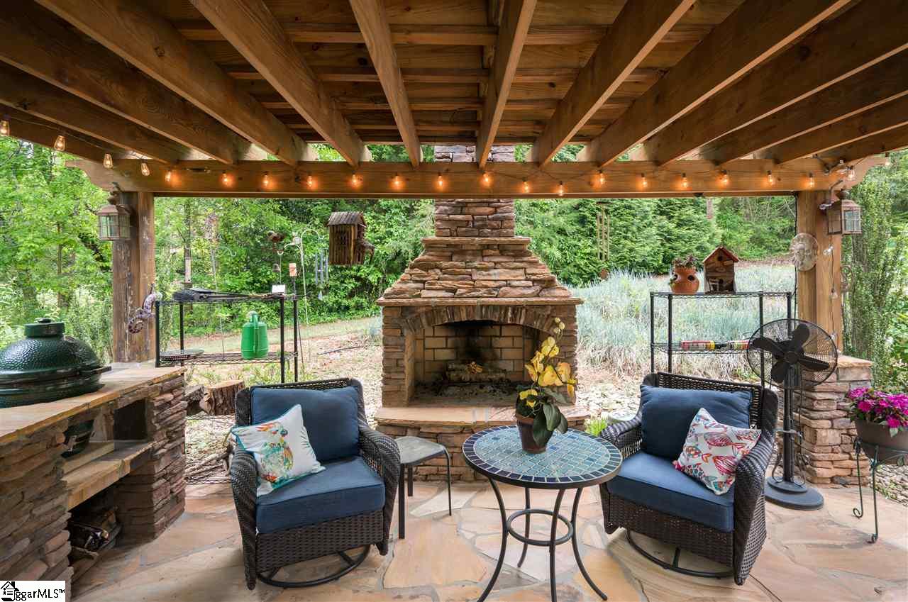 19 West Round Hill Road Greenville, SC 29617 - Photo 28 of 36 Gallery Image 28