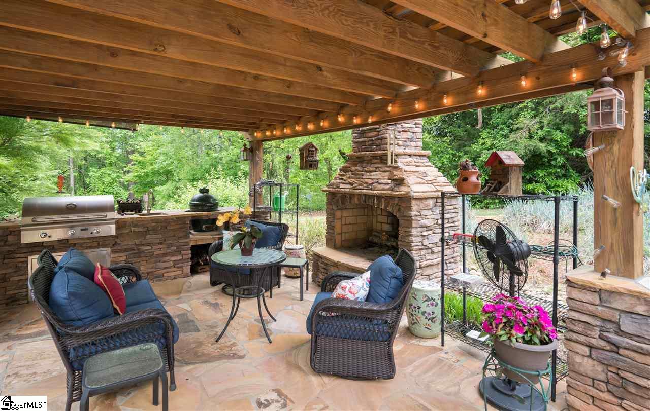 19 West Round Hill Road Greenville, SC 29617 - Photo 30 of 36 Gallery Image 30
