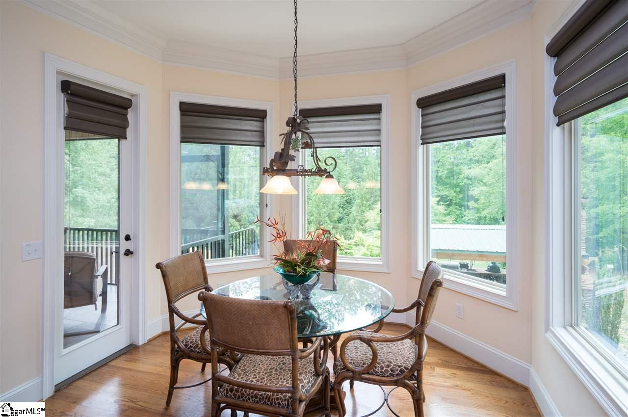 19 West Round Hill Road Greenville, SC 29617 - Photo 8 of 36 Gallery Image 8