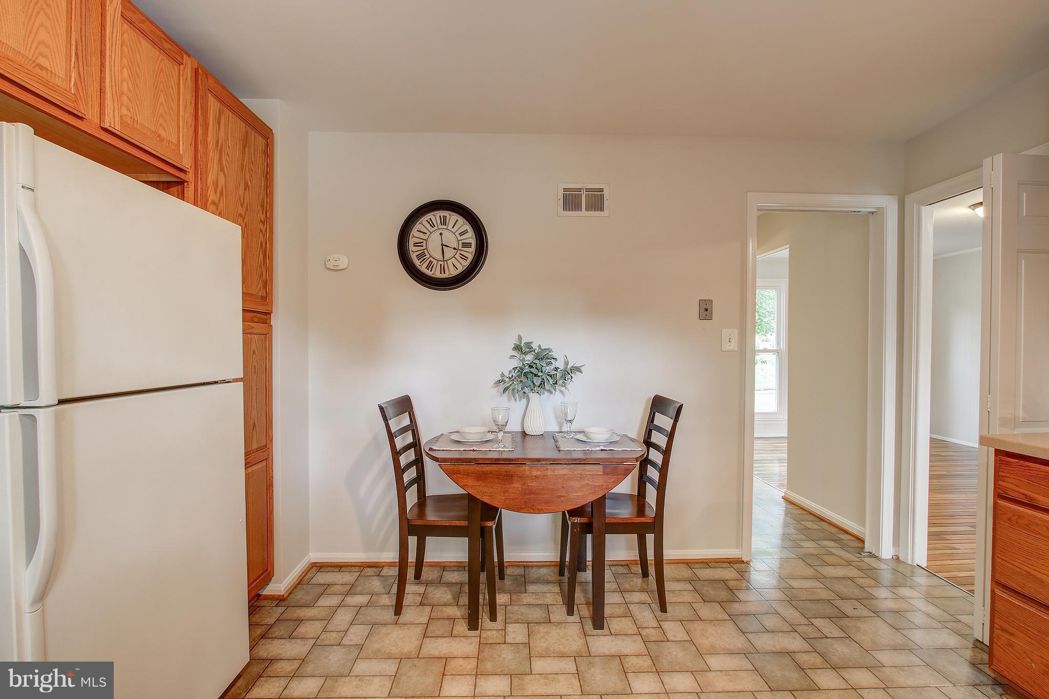 1600 Crestline Road Silver Spring, MD 20904 - Photo 8 of 19 Kitchen
