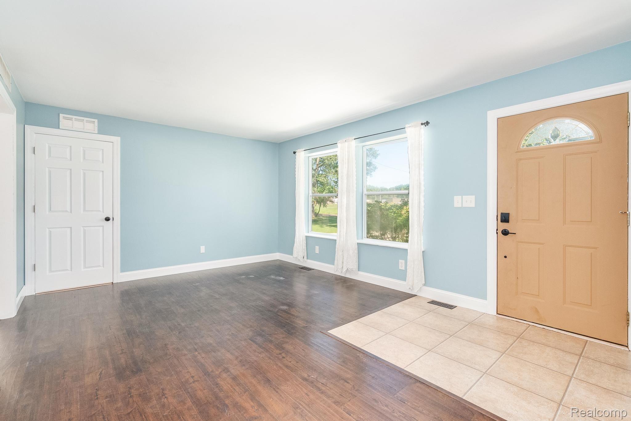 45171 Dunn Road Belleville, MI 48111 - Photo 22 of 52 Gallery Image 22