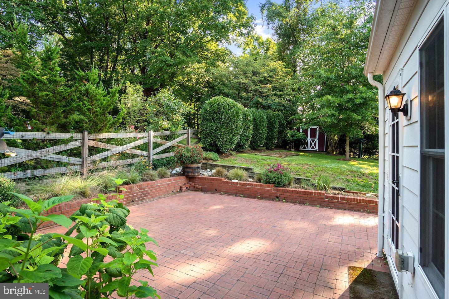 8811 Walnut Hill Road Chevy Chase, MD 20815 - Photo 19 of 20 Yard