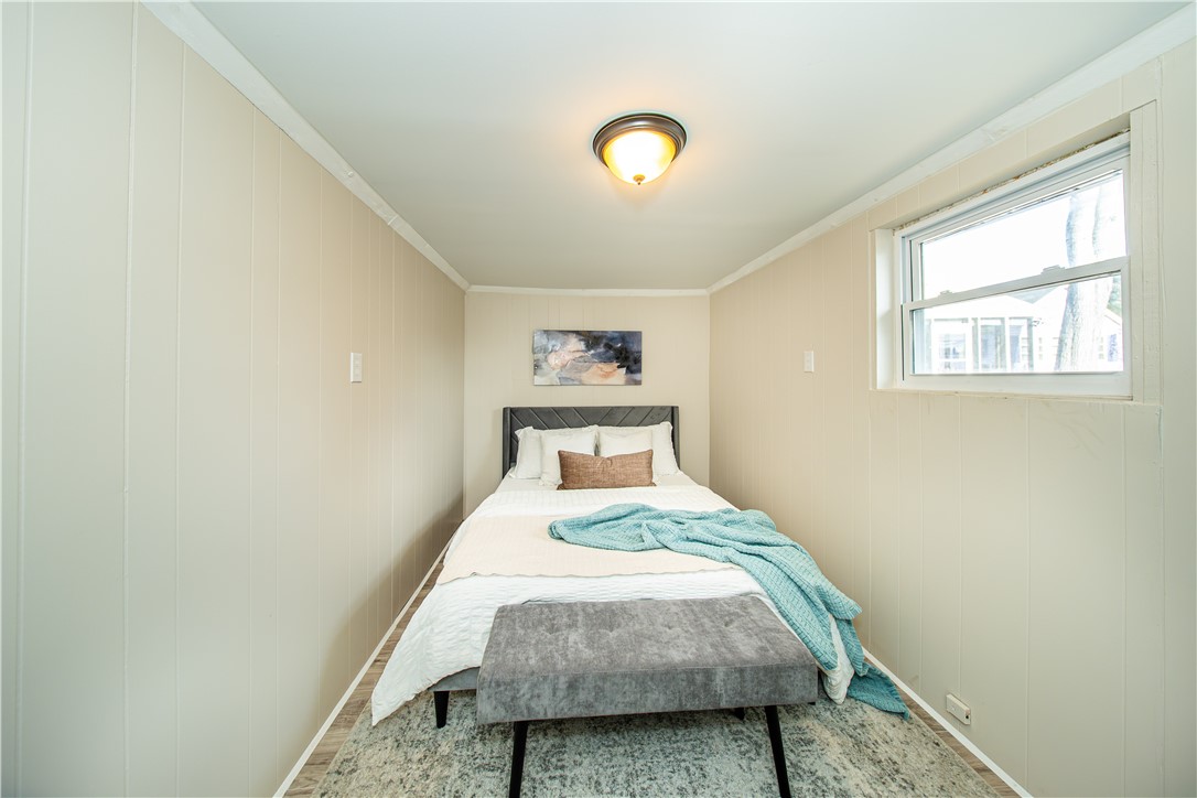 46 Andrew Comstock Road Warwick, RI 02886 - Photo 16 of 27 Gallery Image 16