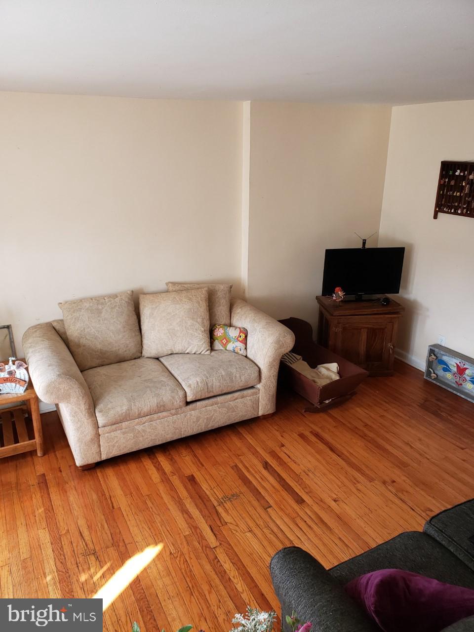 1902 Carter Road Folcroft, PA 19032 - Photo 3 of 16