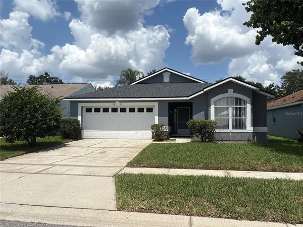$2,450 | 2861 Falling Tree Circle, Orlando, FL 32837
