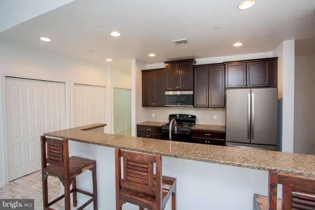 $3,000 | 523 Carson Terrace, Huntingdon Valley, PA 19006