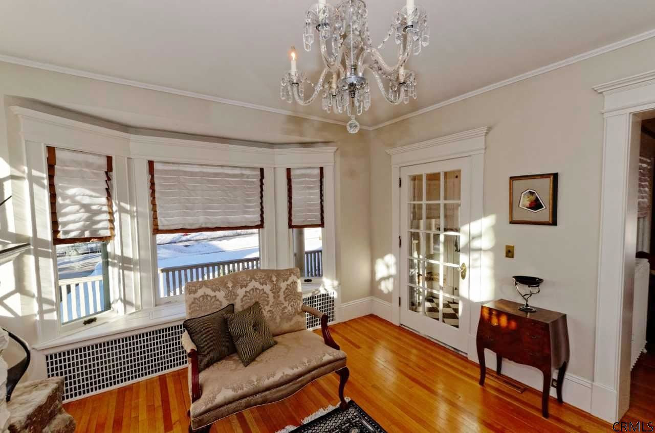 1124 Avon Road Schenectady, NY 12308 - Photo 5 of 25 Photo 5