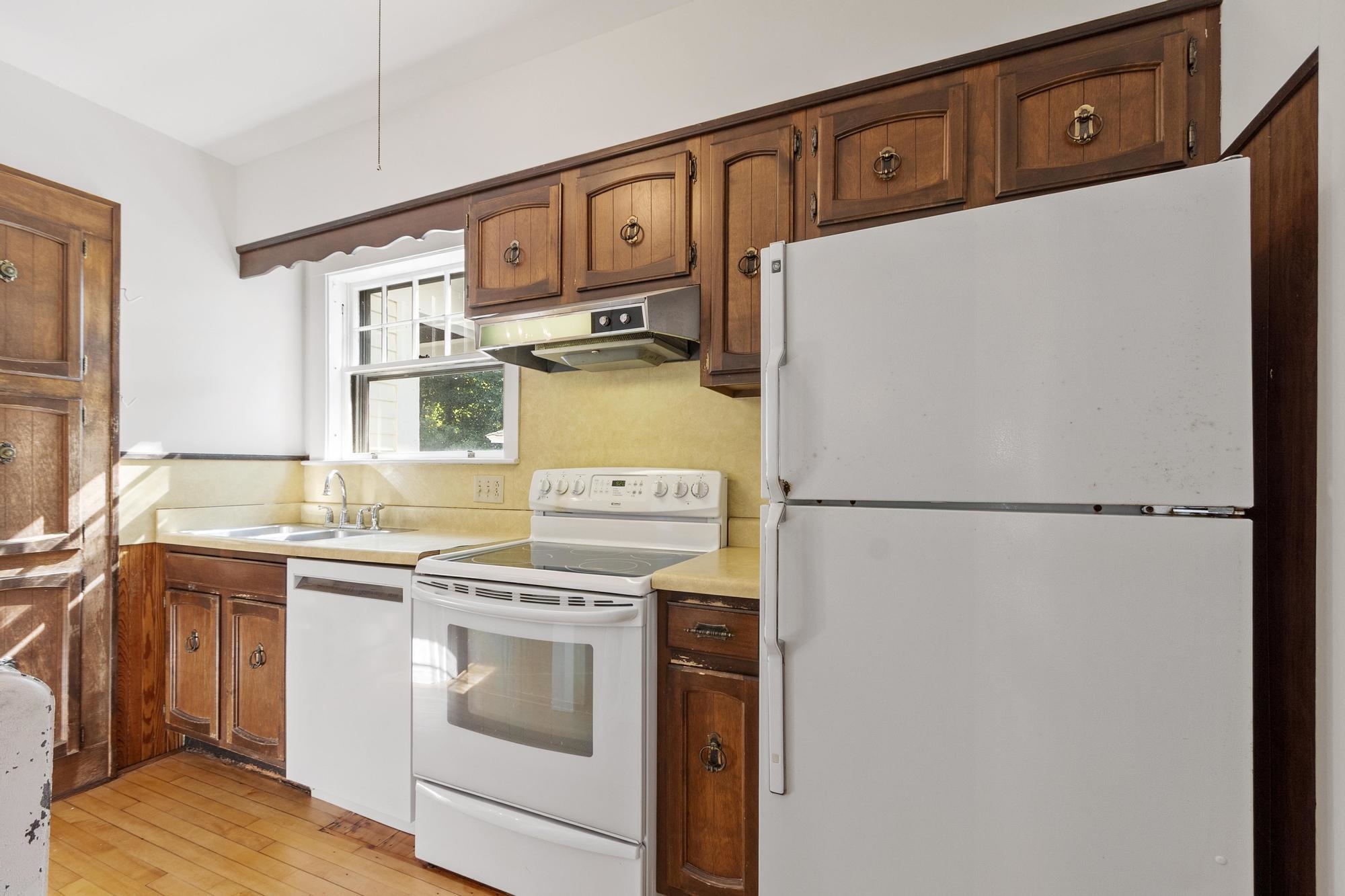 133 North Adams Street Manchester, NH 03104 - Photo 20 of 53