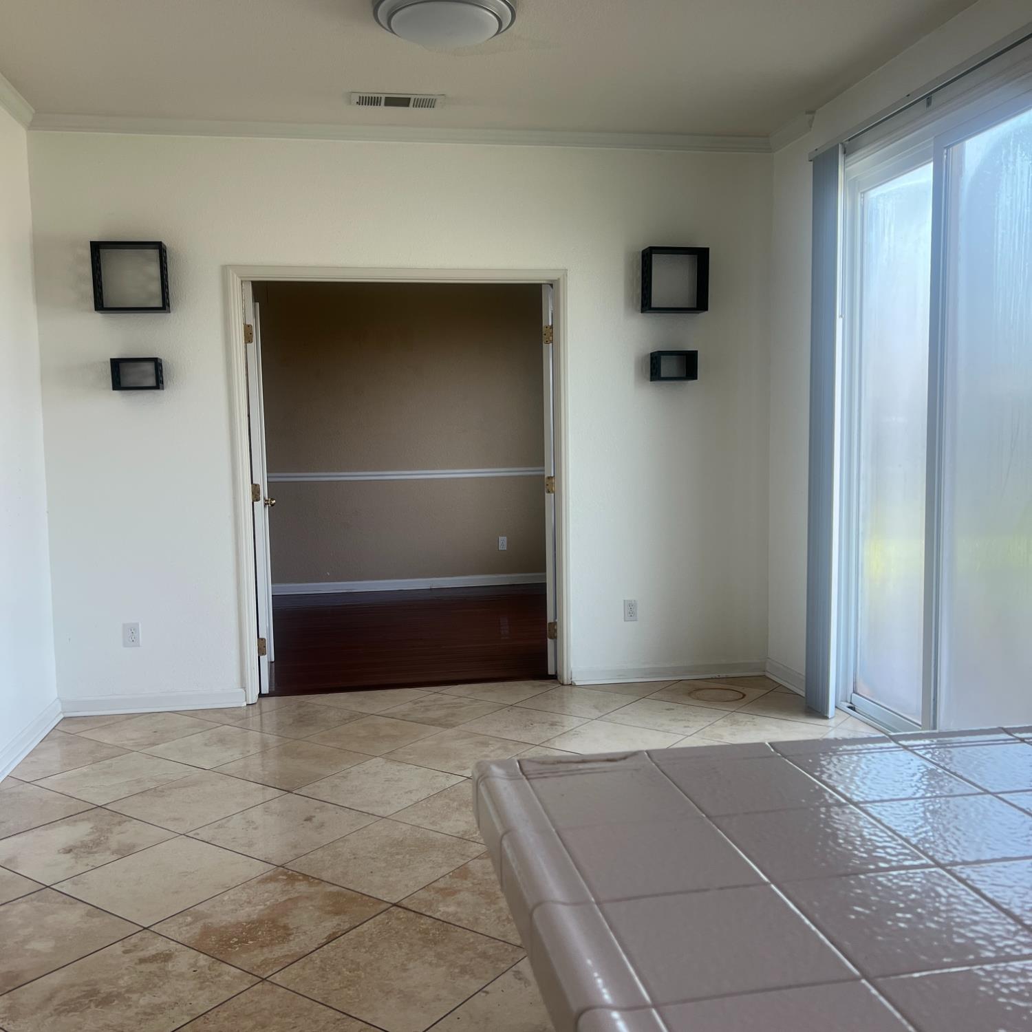 1950 West Rio Hondo Way Hanford, CA 93230 - Photo 8 of 18 Gallery Image 8