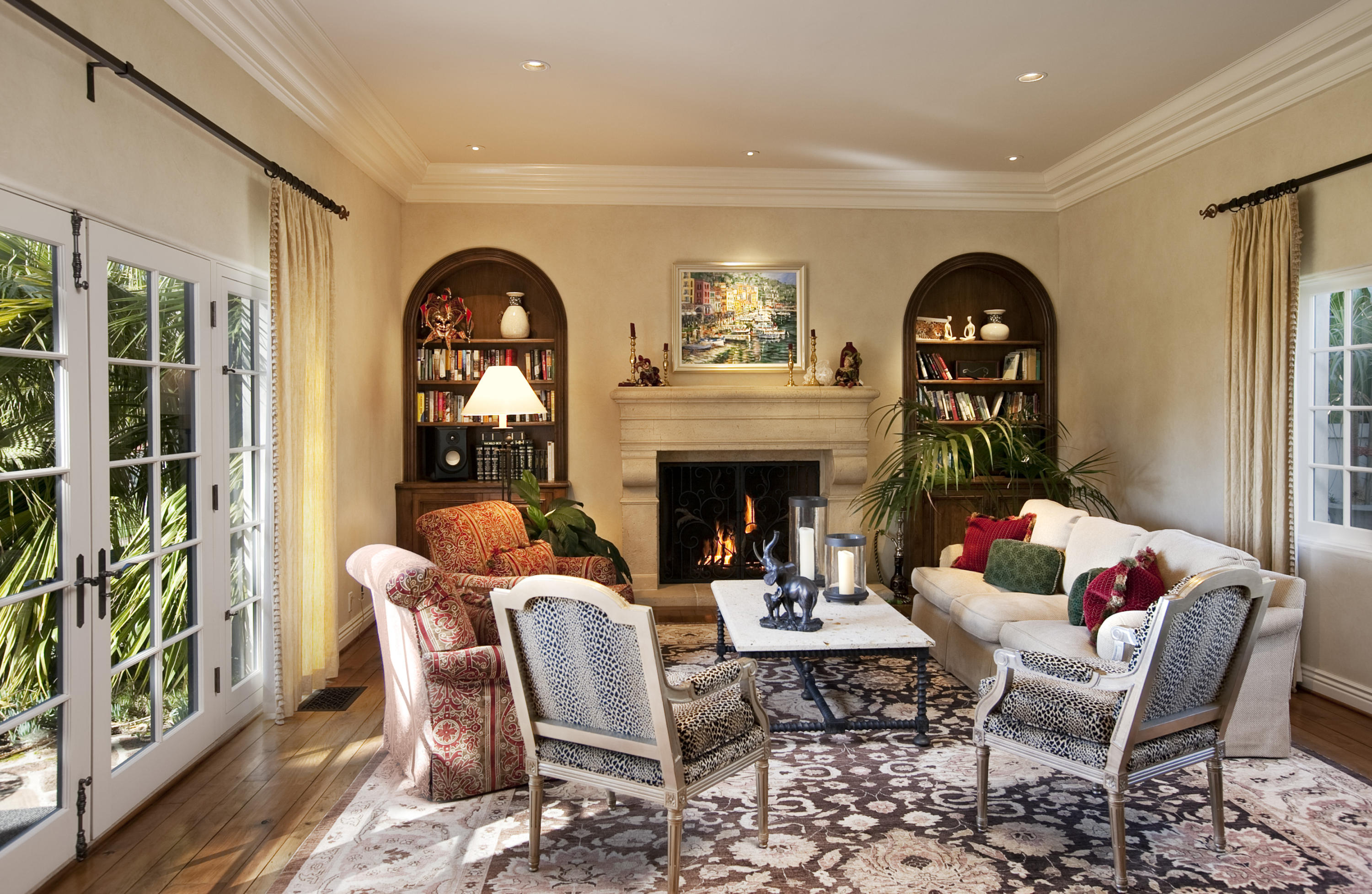 285 Toro Canyon Road Carpinteria, CA 93013 - Photo 6 of 26 Living Room