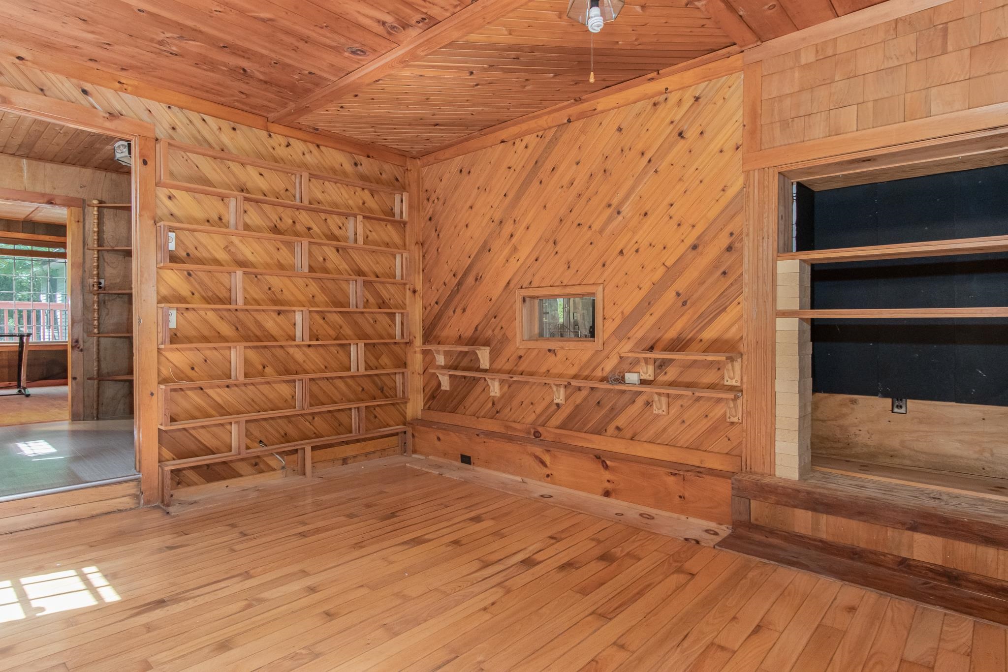163 Bog Road Goffstown, NH 03045 - Photo 17 of 40 Gallery Image 17
