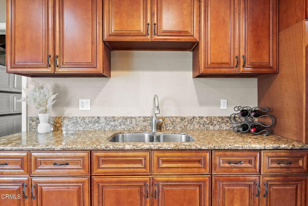 2820 Rock Street Simi Valley, CA 93065 - Photo 8 of 39