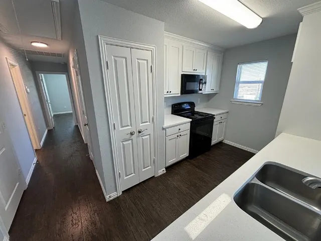 $1,195 | 108 Arrowhead Street, Unit B, Fort Worth, TX 76108