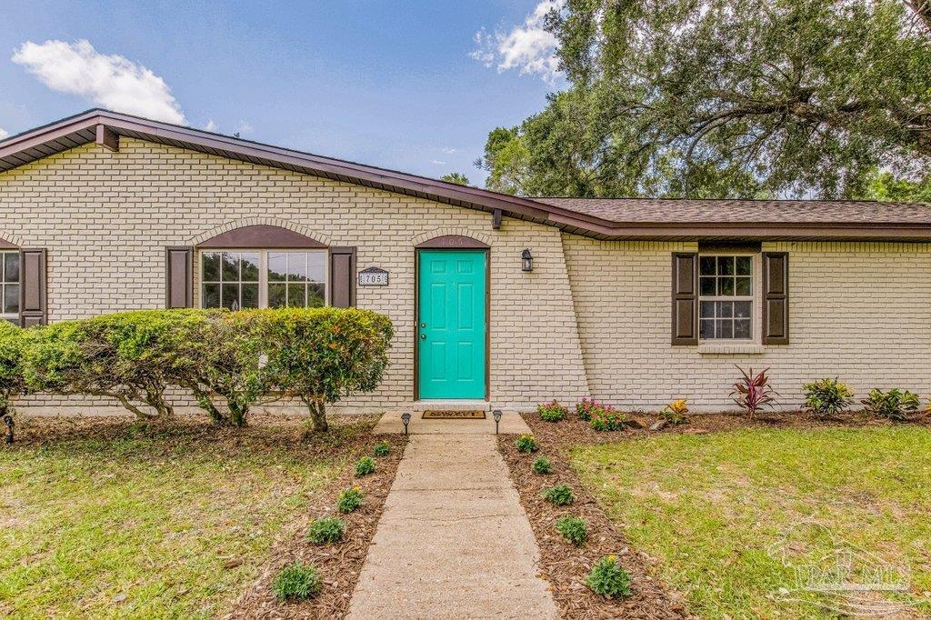 705 Lexington Road Pensacola, FL 32514 - Photo 5 of 43 Gallery Image 5