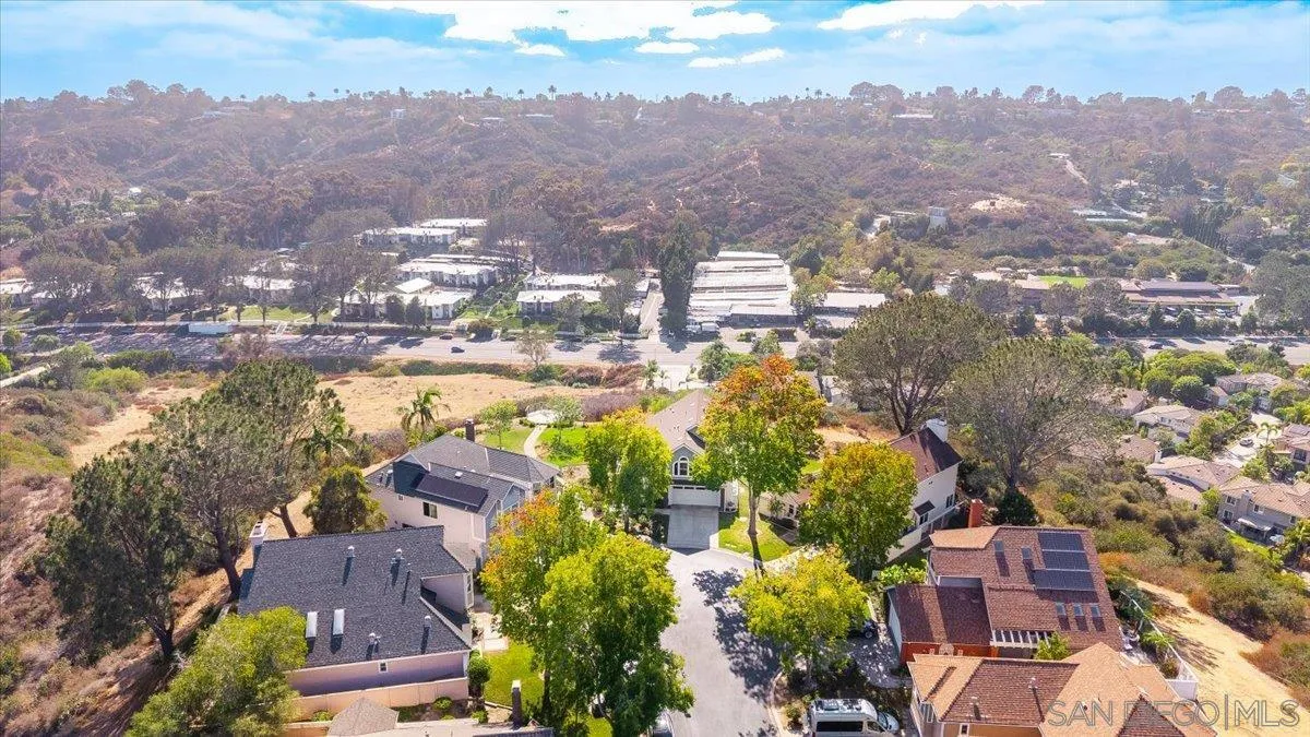 3603 Lorimer Lane Encinitas, CA 92024 - Photo 49 of 71 Gallery Image 49