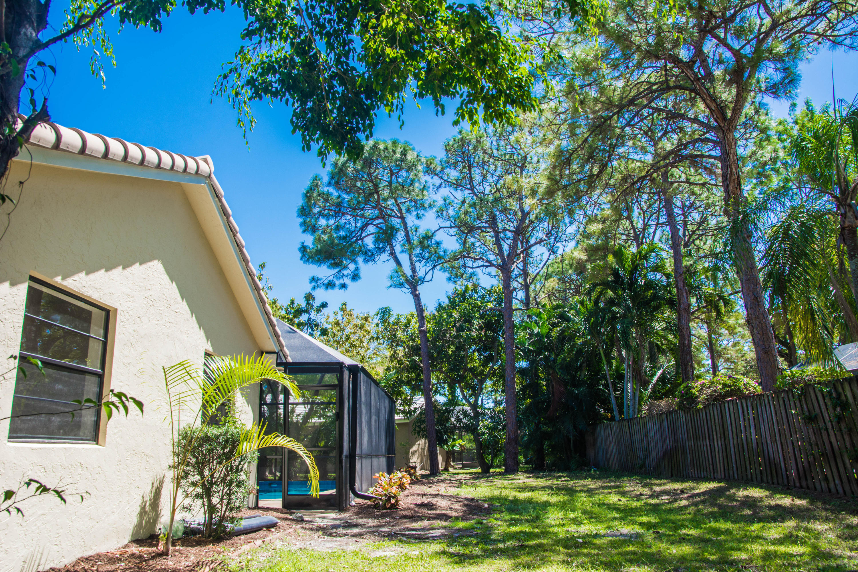2899 Northwest 24th Terrace Boca Raton, FL 33431 - Photo 32 of 37 DSC_0044