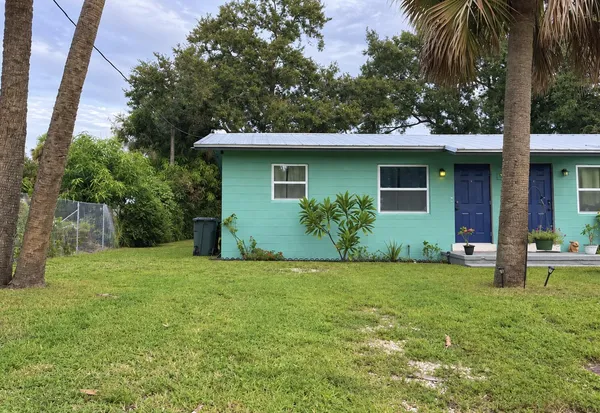 $1,725 | 1112 Avenue East, Unit A, Fort Pierce, FL 34950