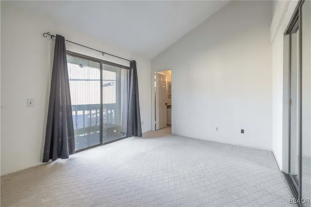 $399,999 | 760 Blue Jay Road, Unit 34, Big Bear Lake, CA 92315