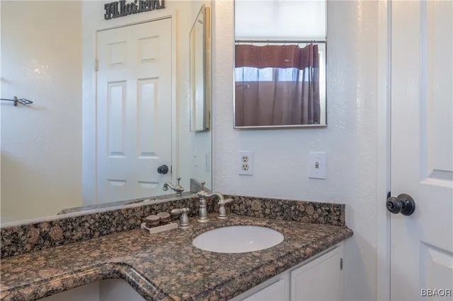 $399,999 | 760 Blue Jay Road, Unit 34, Big Bear Lake, CA 92315