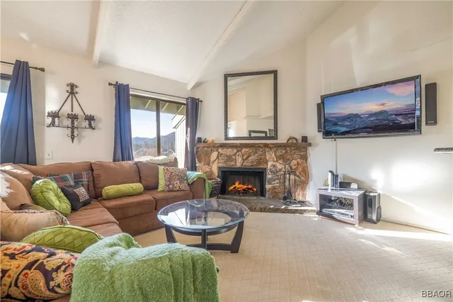 $399,999 | 760 Blue Jay Road, Unit 34, Big Bear Lake, CA 92315